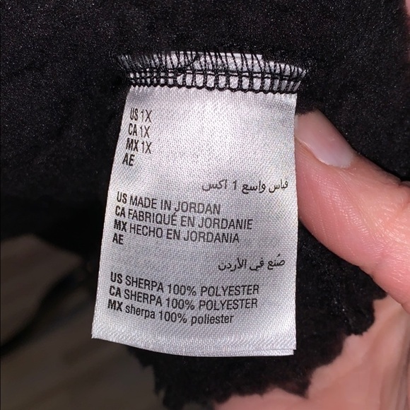 Style & co black cowlneck faux Sherpa pullover! - Picture 5 of 7